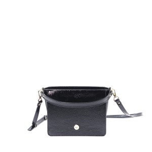 2065-AV_feketegylakk_1